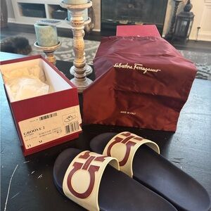 Salvatore Ferragamo Groove 2 Mens slides